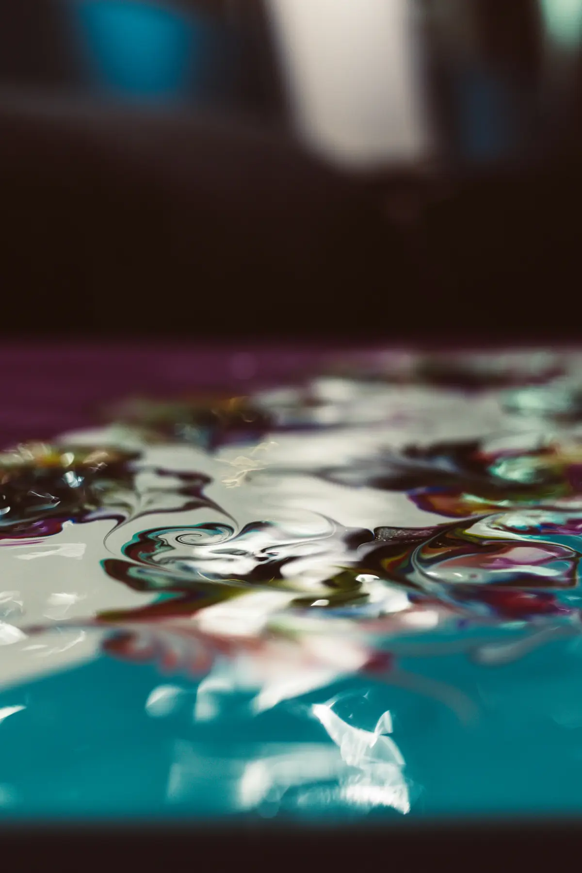 Rodzaje żywic epoksydowych - casting resin, coating resin i żywica UV